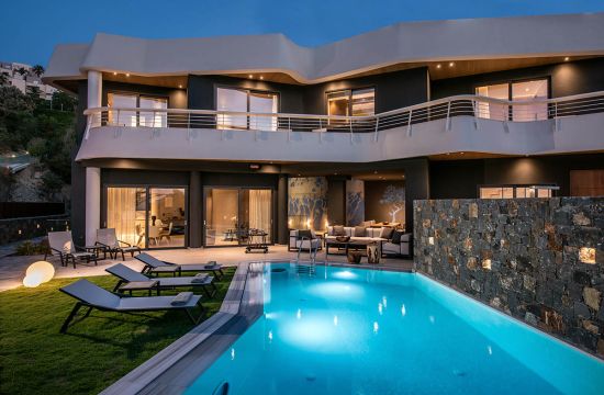 A complex of 5 luxury villas constructed in Made beach: Villa 5
